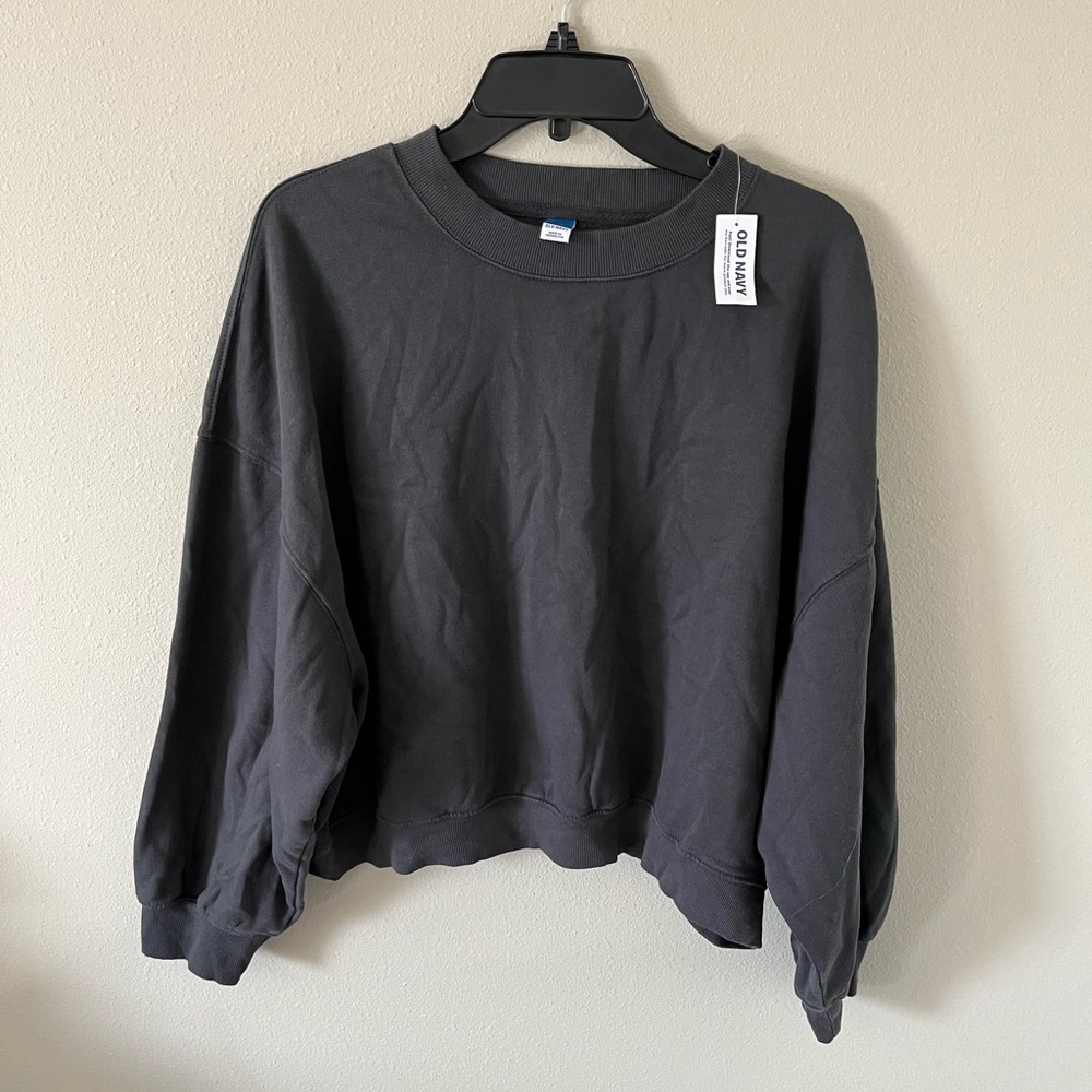 NWT Old Navy Dark Gray Cropped Crewneck